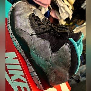 #Jordan 10 #LadyLiberty #30thAnniversary  #Size 10 #LikeNew #NoBox